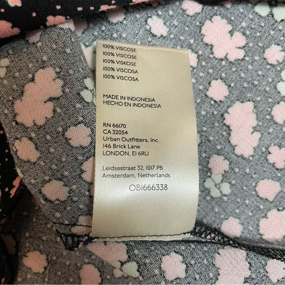 New Free People IRL Mini Black Floral Skirt Size 6